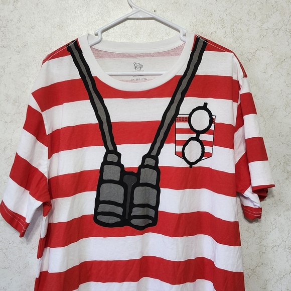Where's Waldo Short Sleeve T-Shirt with Beanie Striped Costume Cosplay Fan New - Picture 3 of 10